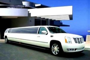 Picture of Connecticut White Escalade Limousine