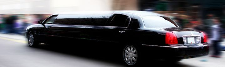 Norwalk Limousine Picture Picture of black stretch limo in Norwalk