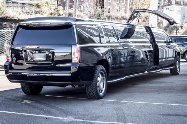 CT Yukon Limo Image