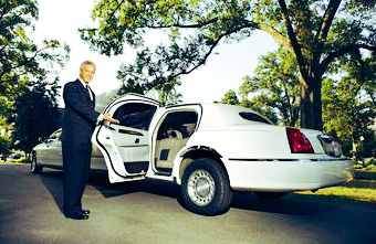 Night-Out-In-A-Limo-Image